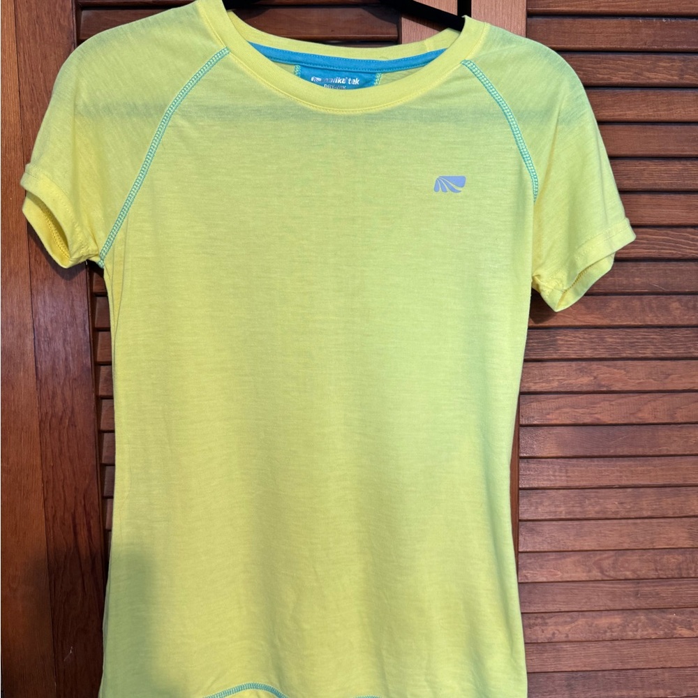 Women’s tshirt